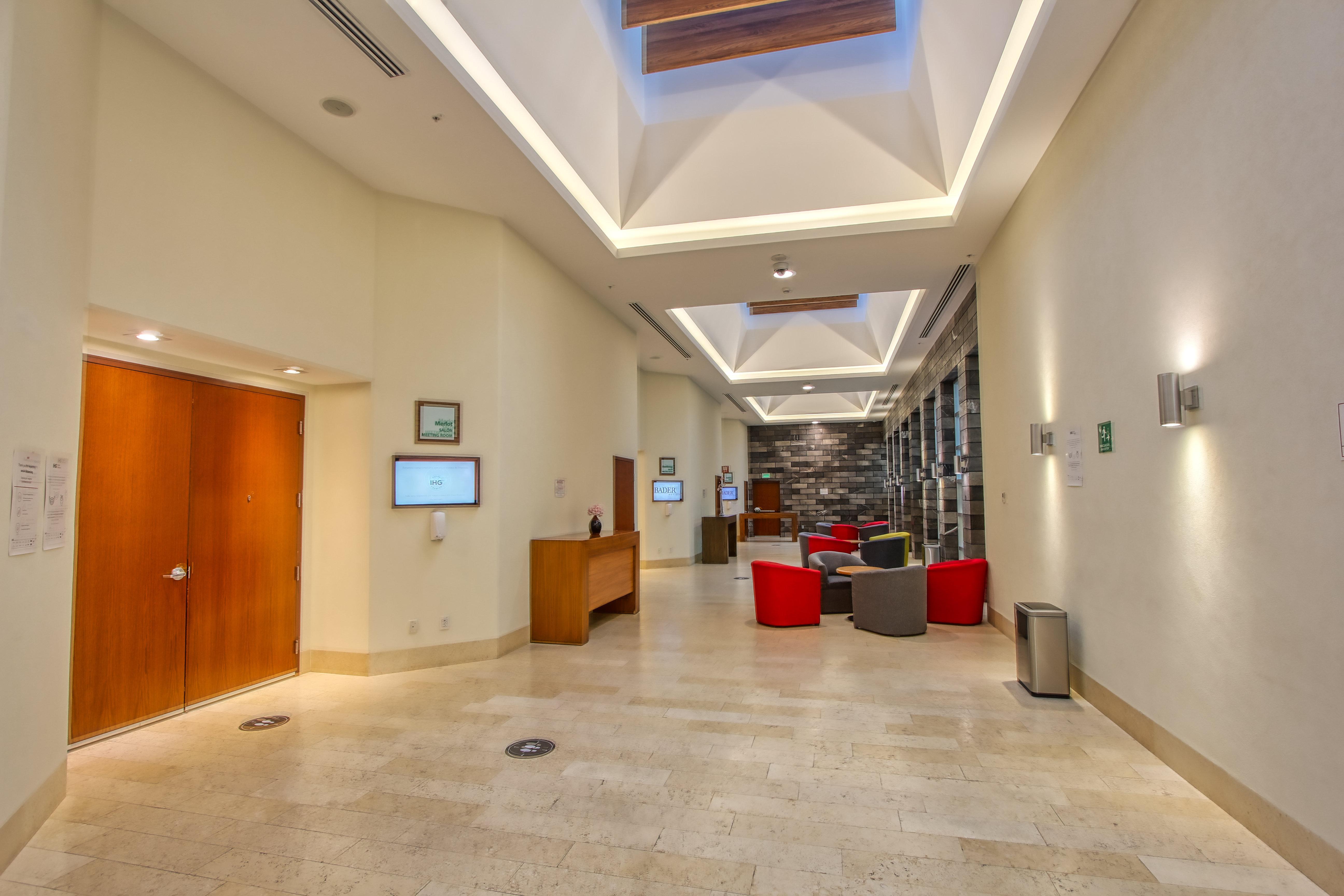 Holiday Inn & Suites Plaza Mayor By Ihg León de los Aldamas Extérieur photo