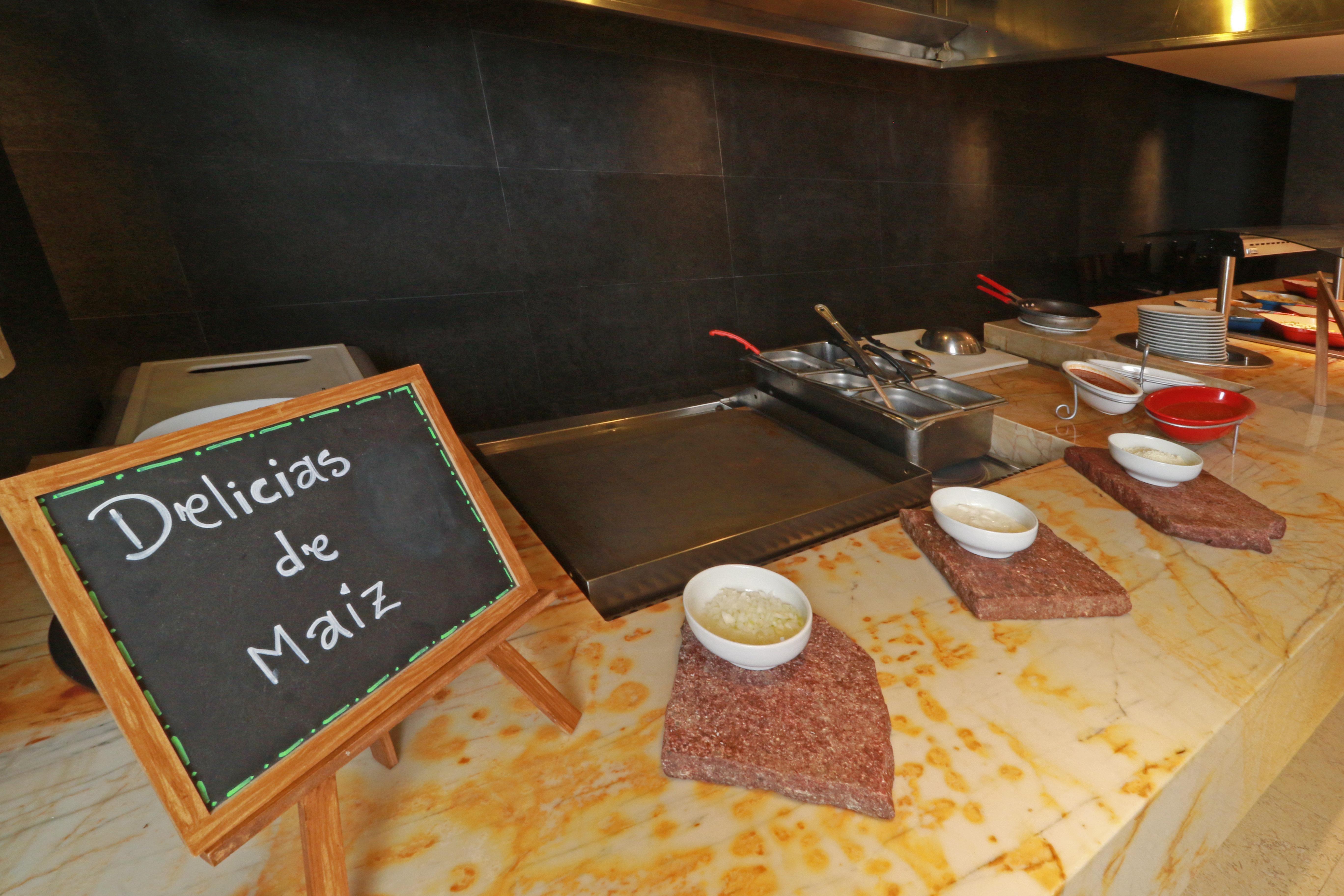 Holiday Inn & Suites Plaza Mayor By Ihg León de los Aldamas Extérieur photo