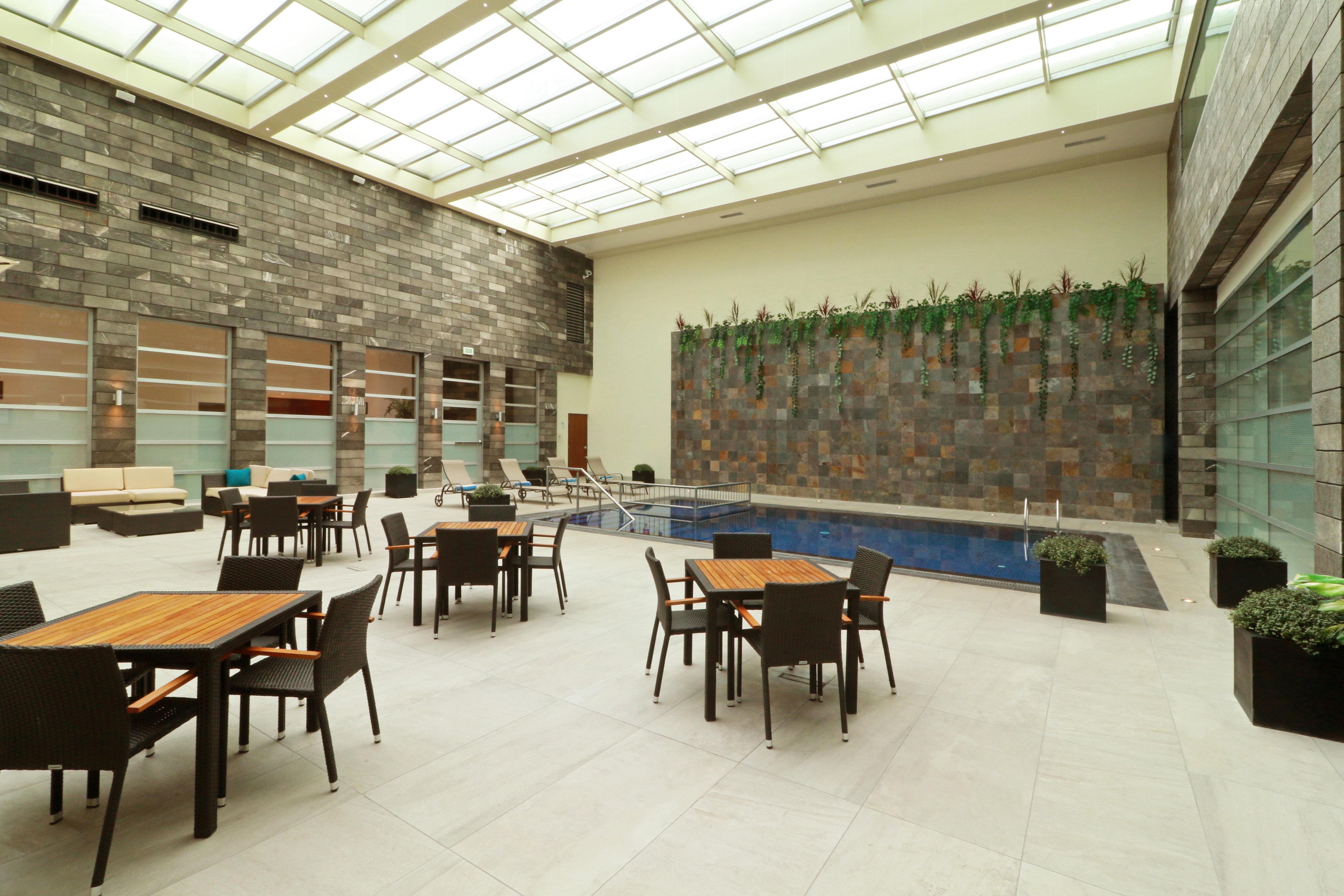 Holiday Inn & Suites Plaza Mayor By Ihg León de los Aldamas Extérieur photo