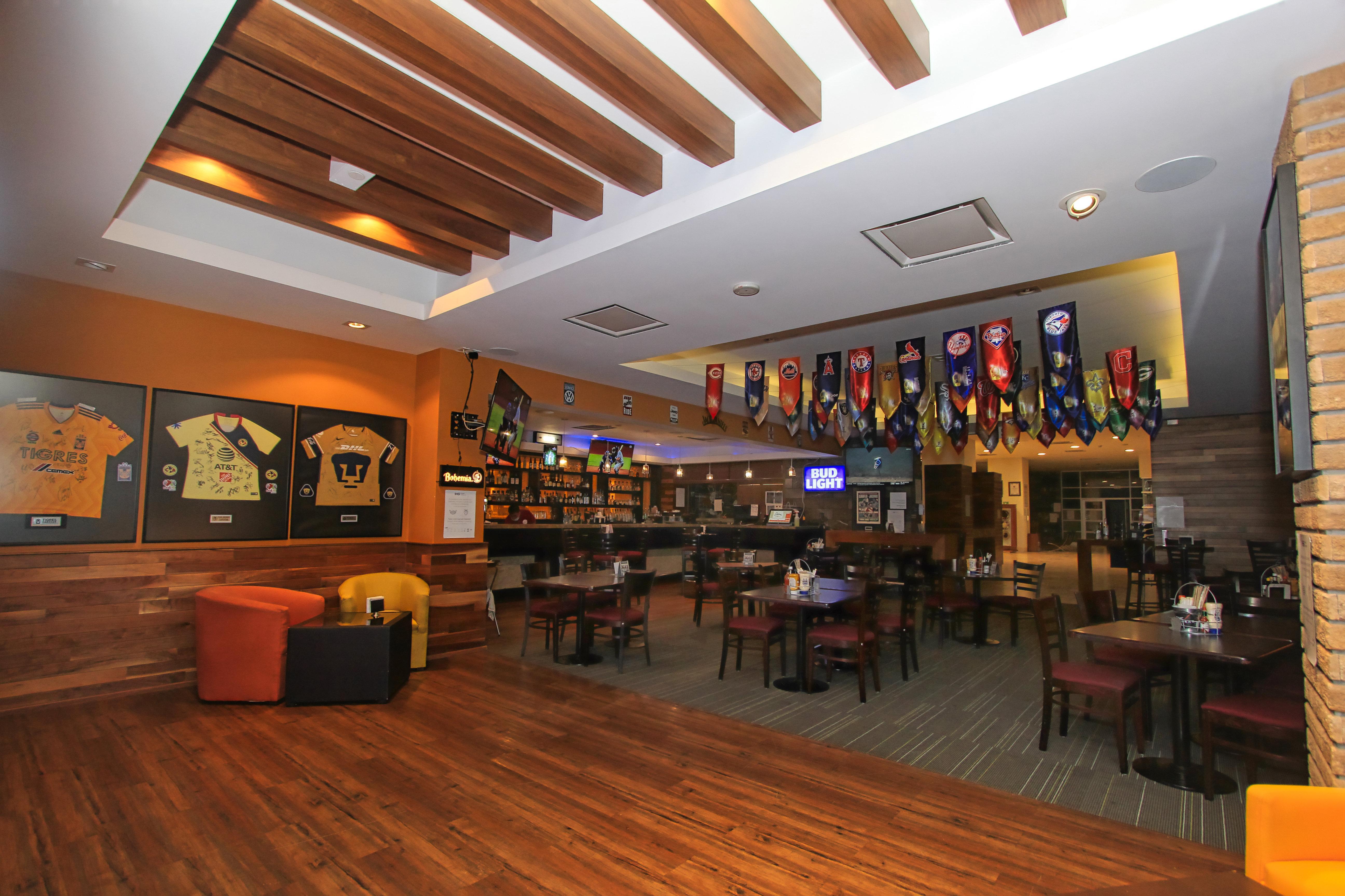 Holiday Inn & Suites Plaza Mayor By Ihg León de los Aldamas Extérieur photo